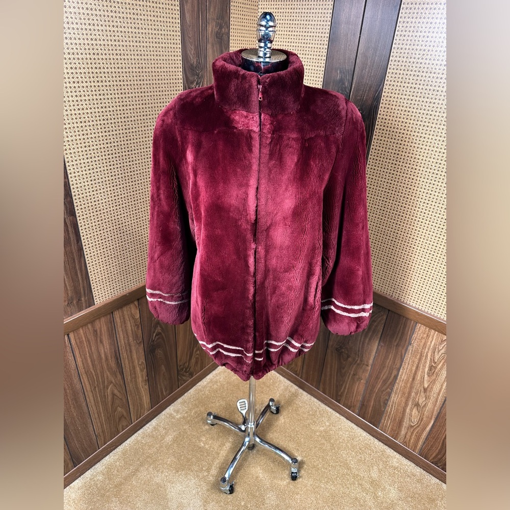 MADE IN CANADA DYED RED SHEARED BEAVER FUR ZIPPERED JACKET COAT SIZE LARGE